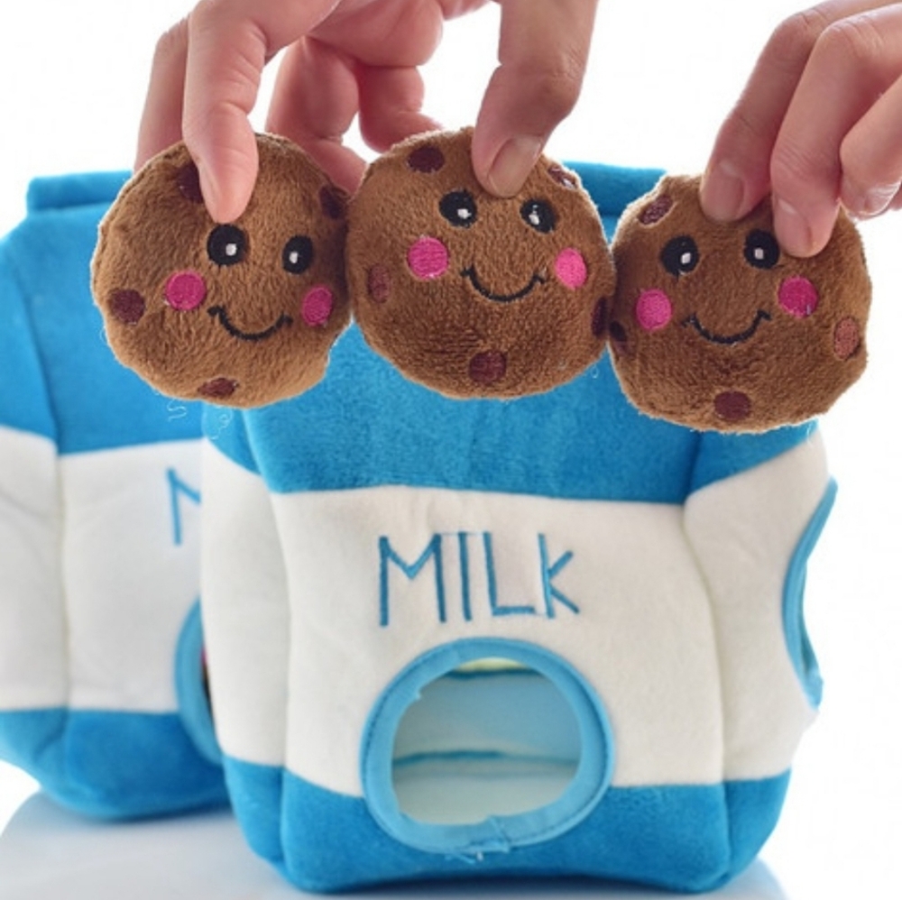 Zippy Paws Interactive Milk And Cookies Brain Stmimulation Dog Toy NEW